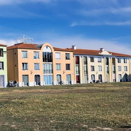 Les Sables D'olonne Port Olona - * La Chaume